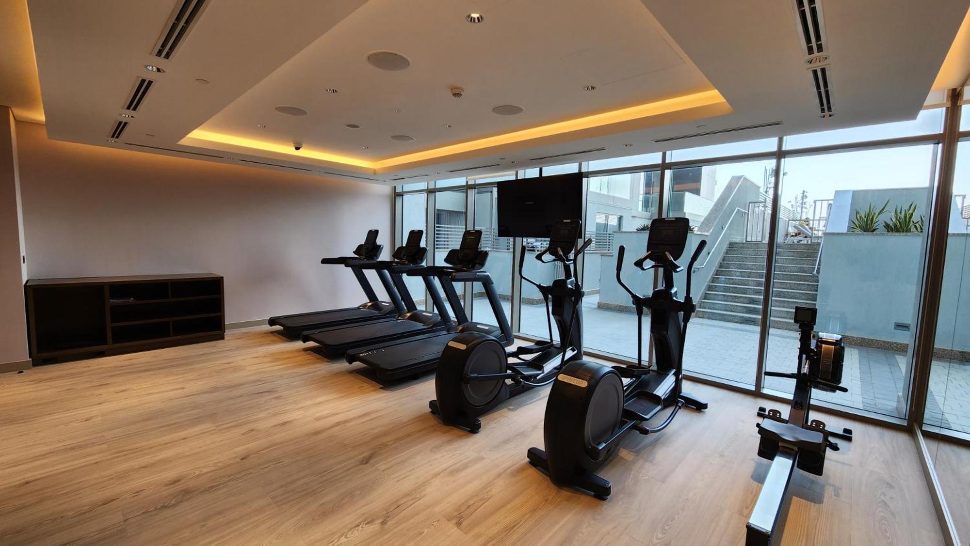 By Latinem Luxury 1br Cvra704 Near Downtown